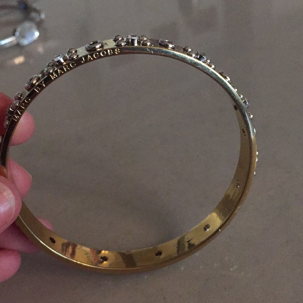 Marc Jacobs Gold Bangle - Picture 4 of 5